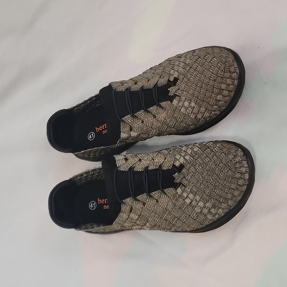 Women's Bernie Mev. Shoes Metallic Brown Size 41/ 9 M Slip-on